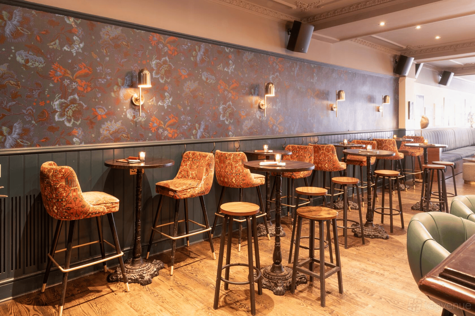 Lockes Bar in Covent Garden