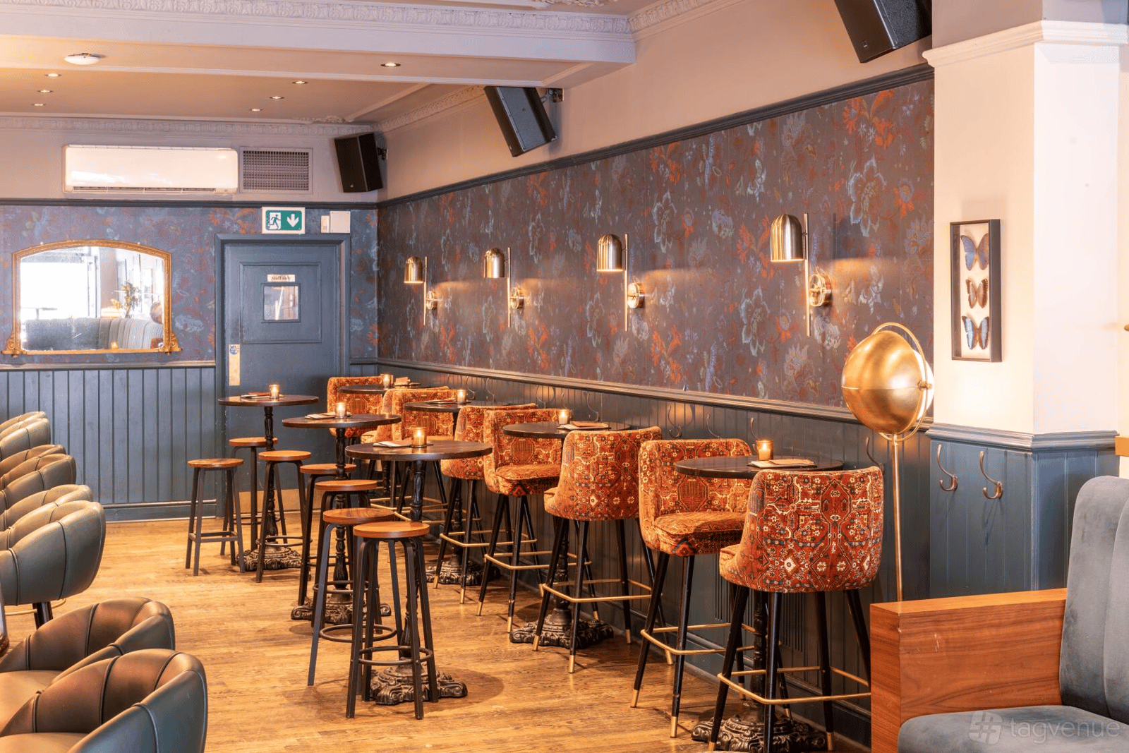 Lockes Bar in Covent Garden