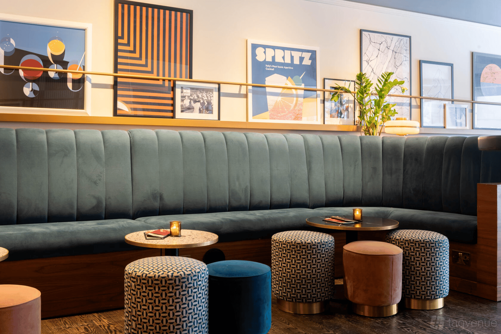 Green Sofa Area at Lockes Bar