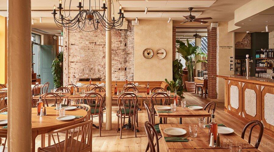 Casa do Frango in Mayfair