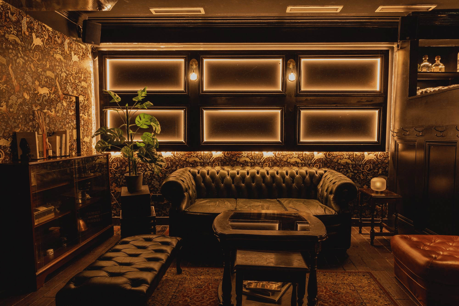 Beasy Bar in Soho