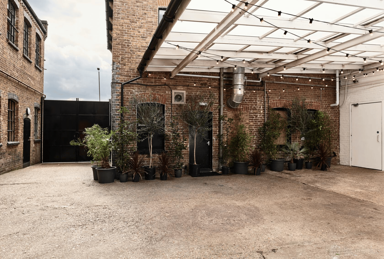 Studio Daylight  at Loft Studios